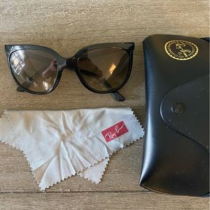 Ray-Ban Cats 1000 Women’s Sunglasses- Black